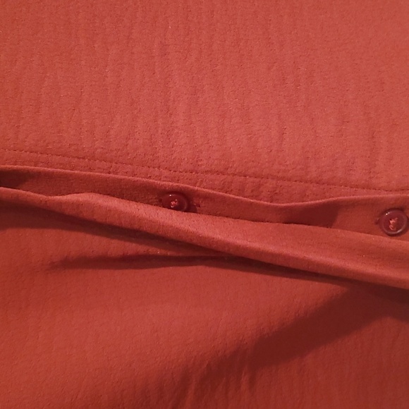 NWT Express Hidden Button Down Top RED Women Small - Picture 5 of 6
